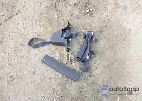 2011 Chevrolet Silverado 1500 Ls z USA, uszkodzony, nr VIN 1GCRCREA3BZ296330